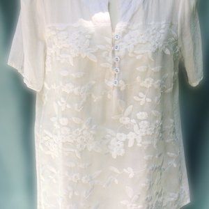 Gracila White embroidered Blouse Size Med